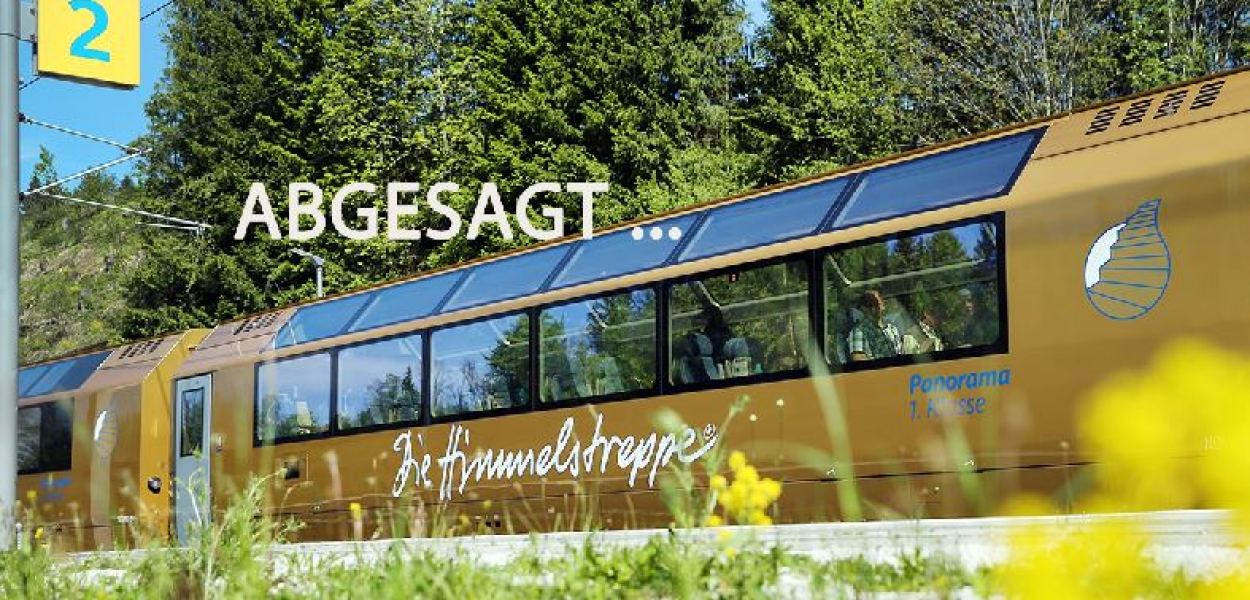 Ein besonderes Meet & Greet OPEN. Mit dem Panoramawagen der Mariazellerbahn zum Dirndlkirtag Pielachtal. Foto: Weinfranz