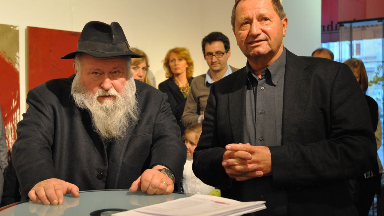 Hermann Nitsch stellt in der Galerie am Herrenplatz aus.