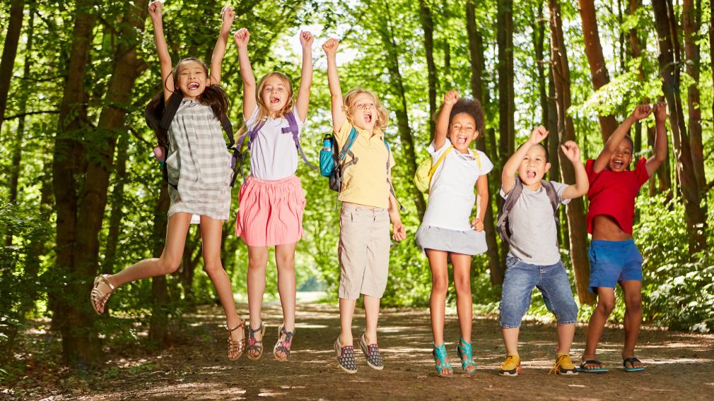 Eine Gruppe von Kindern. (Foto: stock.adobe.com)