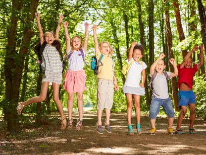 Eine Gruppe von Kindern. (Foto: stock.adobe.com)