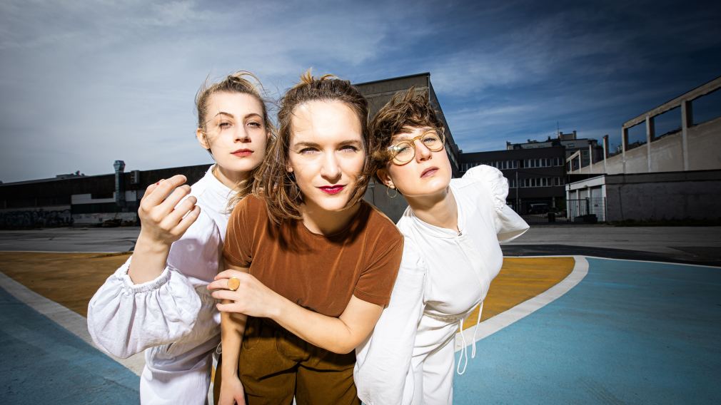 Litha traten bereits beim Festpval am Ratzersdorfer See auf. Gemeinsam mit Christl und Panik Deluxe gestalten sie den Abend zum Weltfrauentag. (Foto: Astrid Knie)