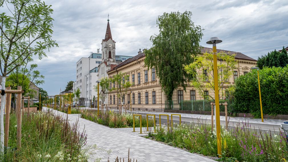 Der erste fertiggestellte Teils des Promenadenrings zwischen Linzer Tor und Schulgasse. (Foto: Christian Krückel)