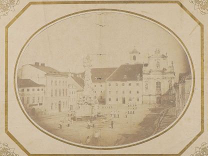 Das Bild von Heinrich Ferstler zeigt den Rathausplatz Mitte des 19. Jahrhunderts. (Foto: Stadtmuseum St. Pölten)