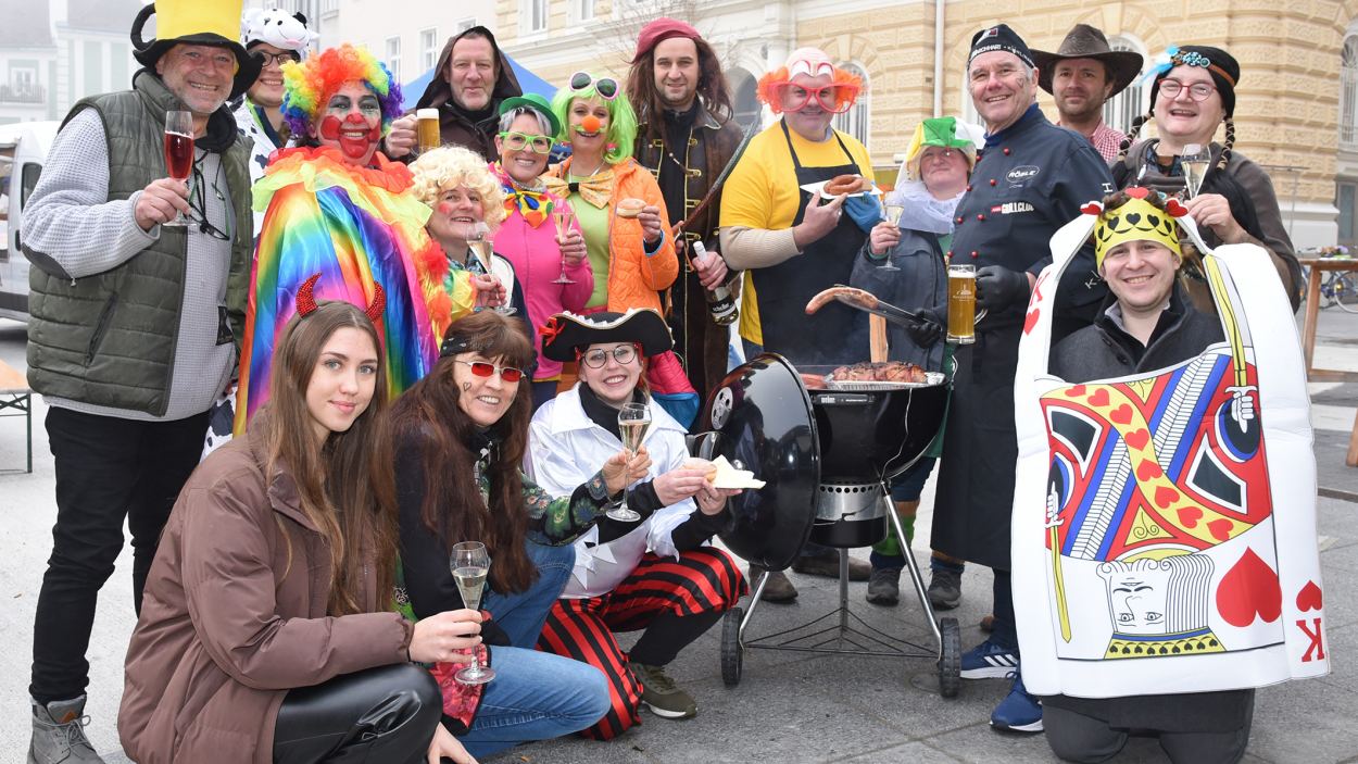 närrisches Treiben am Markt, Foto: Josef Vorlaufer 