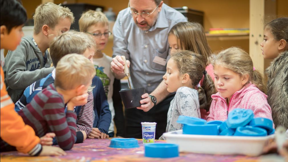 Vermittlung an Kinder im Museum Niederösterreich. (Foto: Daniel Hinterramskogler)